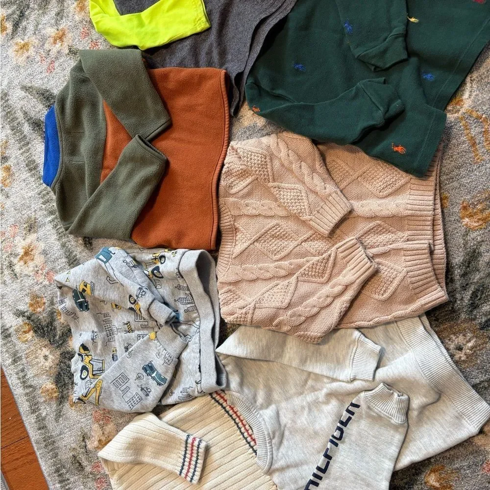 Lot of 18 months tops and sweaters gap, old navy, Ralph Lauren, under armour